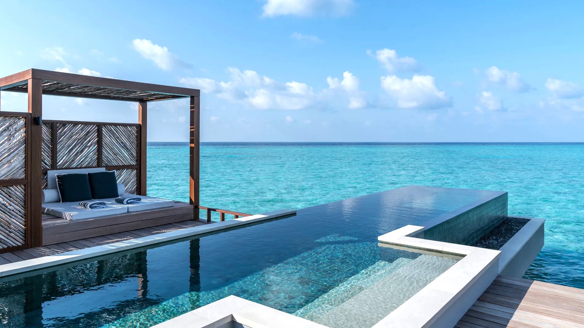 Four-Seasons-Resort-Maldives-at-Landaa-Giraavaru